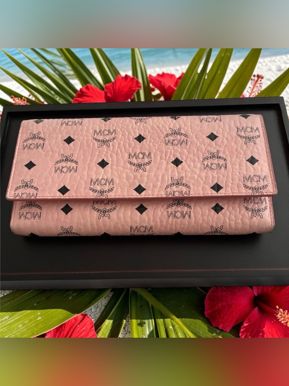 MCM Pink Logo Wallet, gorgeous wallet.
